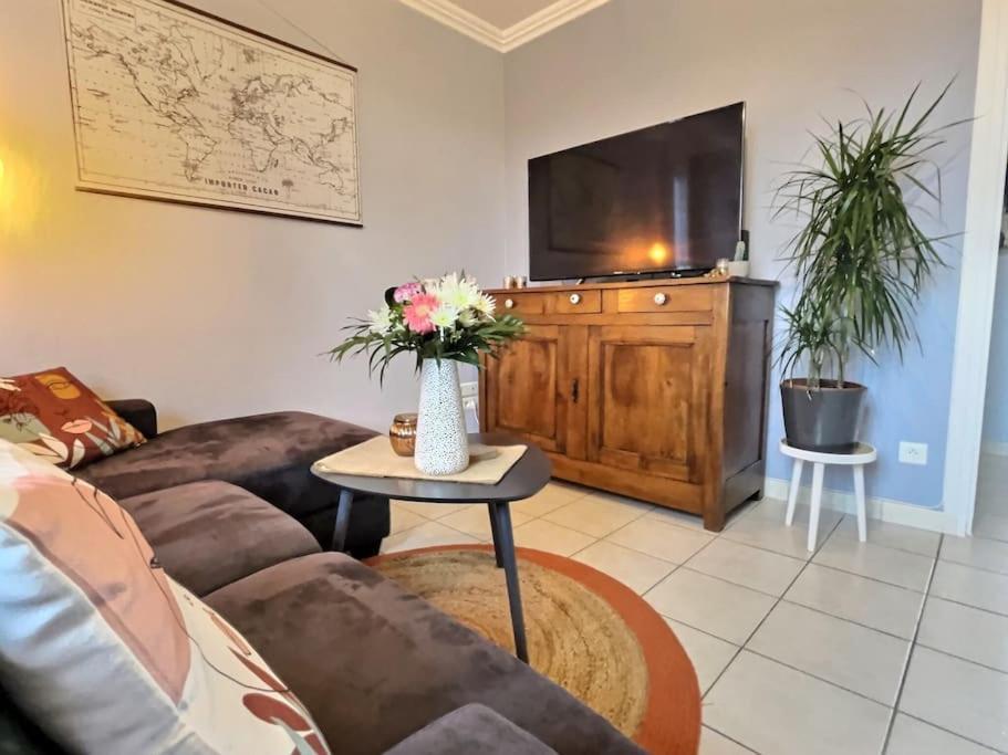 Le Patio - Parking Gratuit Apartment Valence  Bagian luar foto